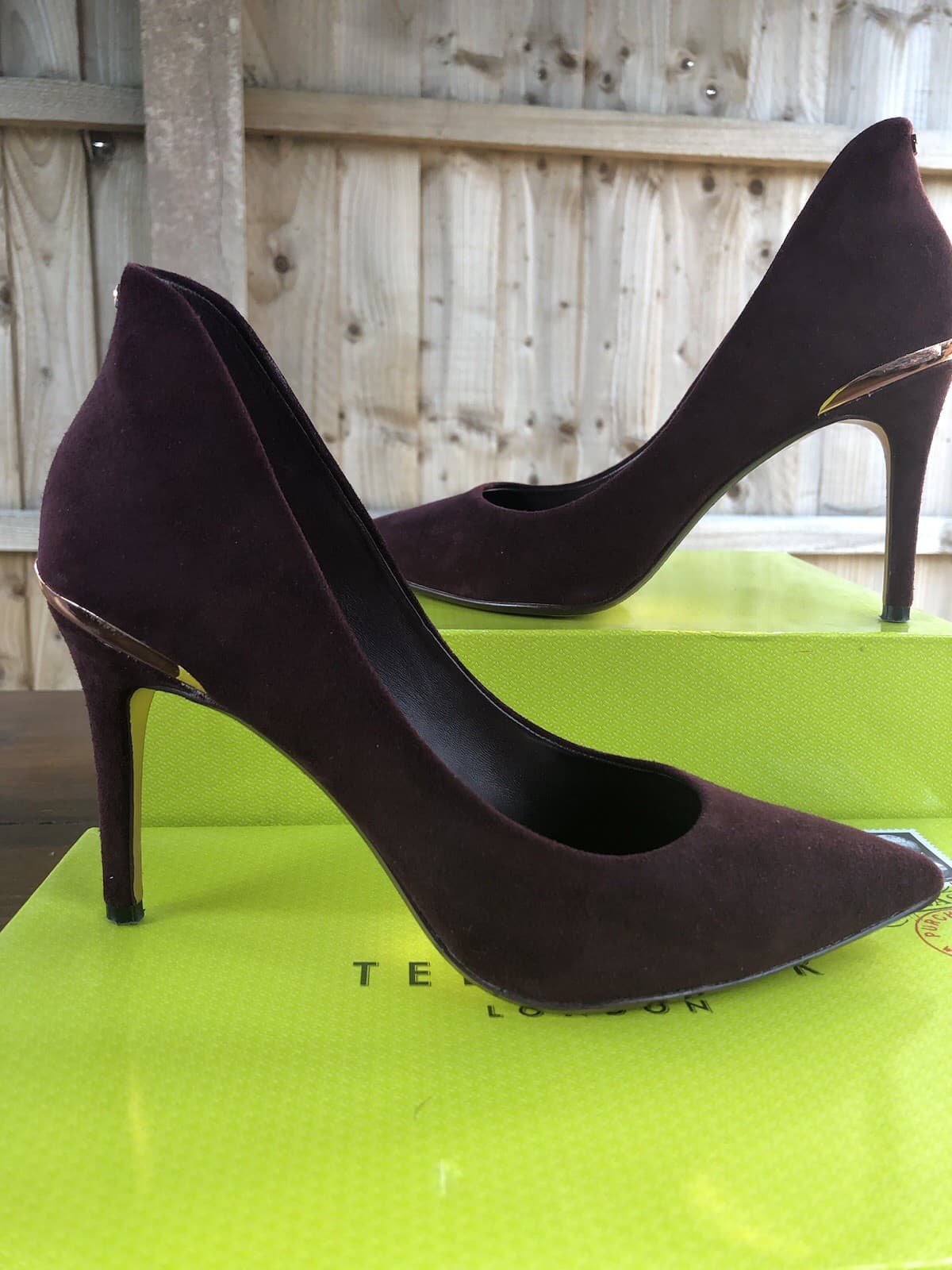 Ted Baker size 4 (37) Saviy suede burgandy pumps stiletto high back shoes