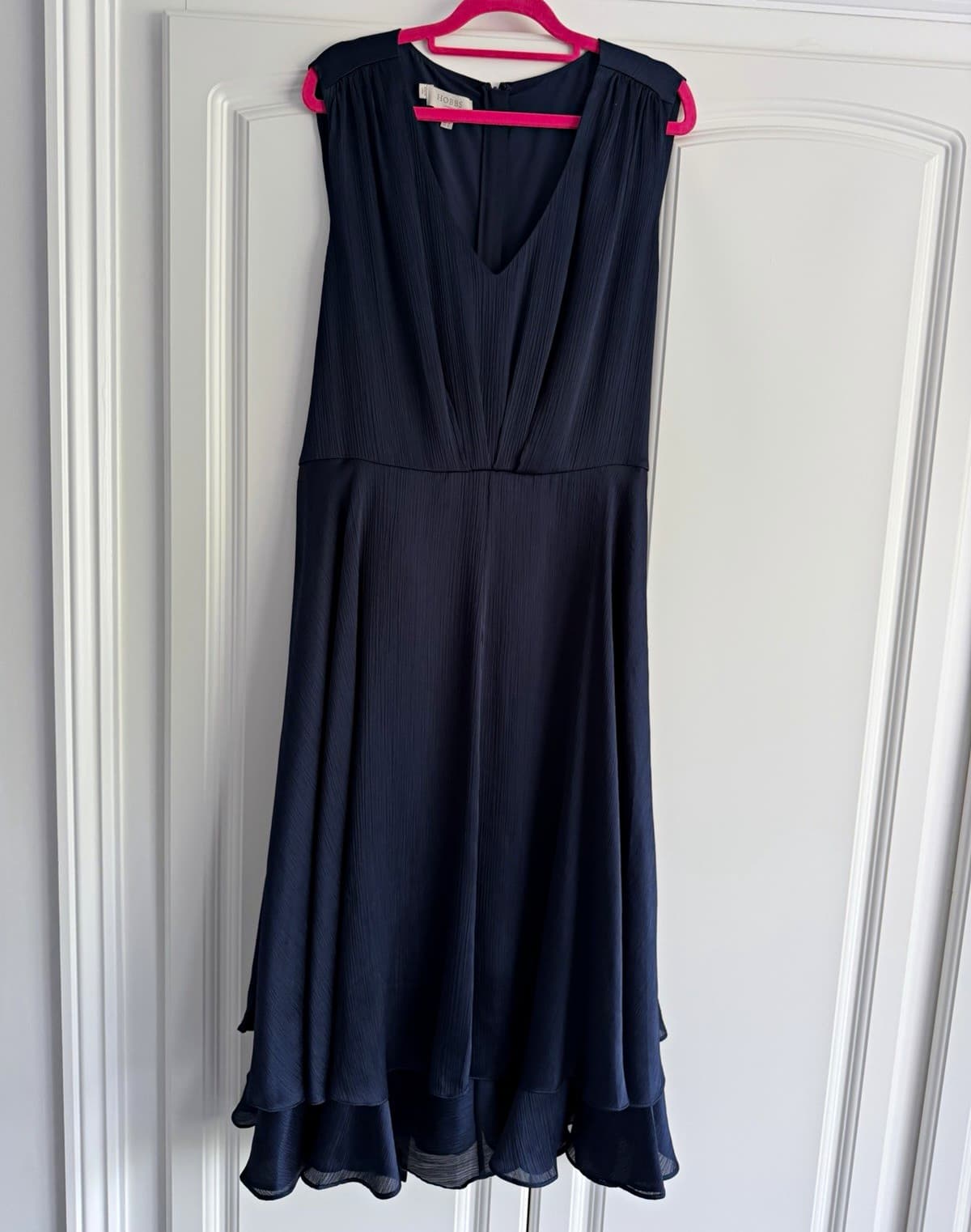 Hobbs Navy Sleeveless V-Neck Midi Fit & Flare Dress Belted Pleated UK 18
